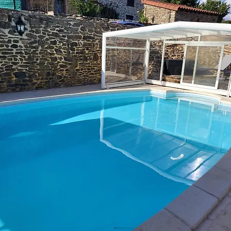 Au Bon Accueil 아파트 Bonnac (Cantal)